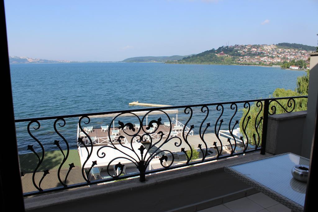 Lale Hotel Sapanca Exterior foto