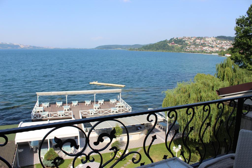 Lale Hotel Sapanca Exterior foto
