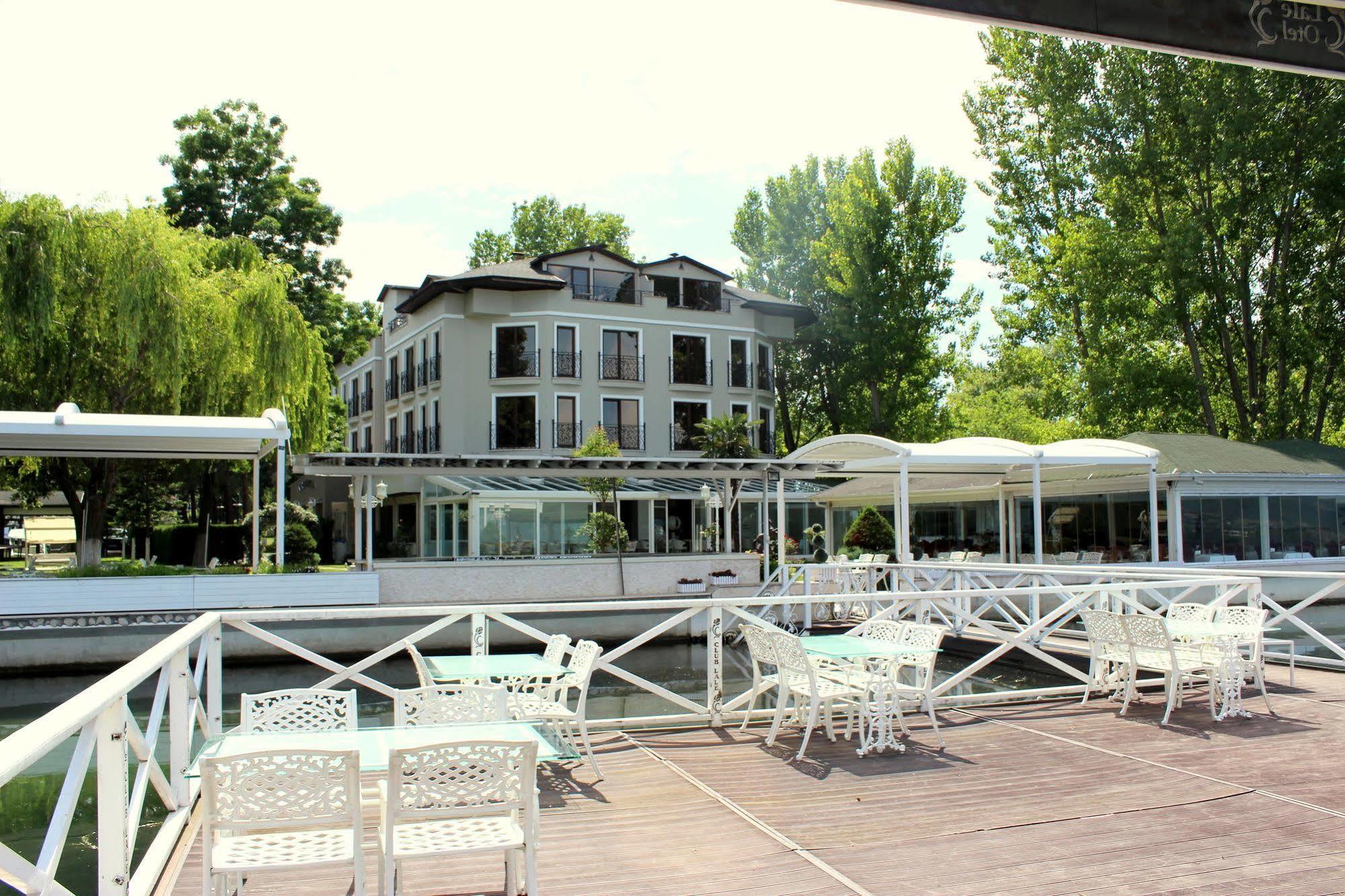Lale Hotel Sapanca Exterior foto